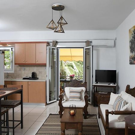 Aegina Town Apartment , With Private Parking 외부 사진
