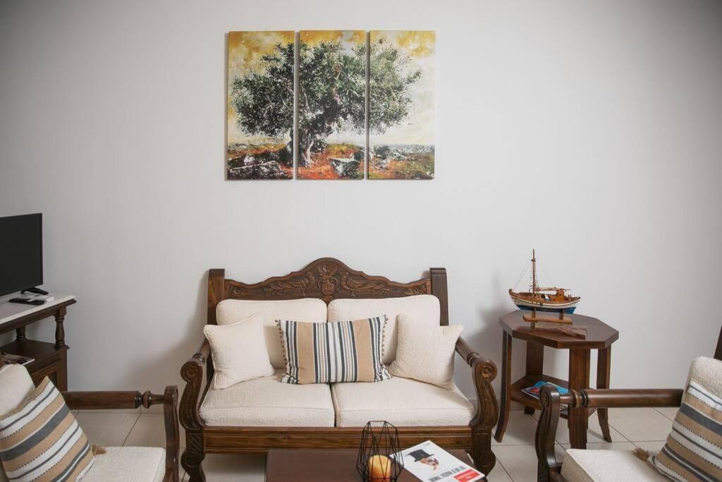 Aegina Town Apartment , With Private Parking 외부 사진