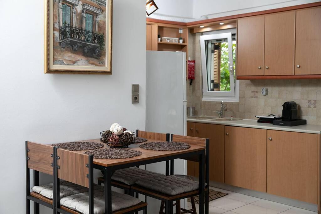 Aegina Town Apartment , With Private Parking 외부 사진