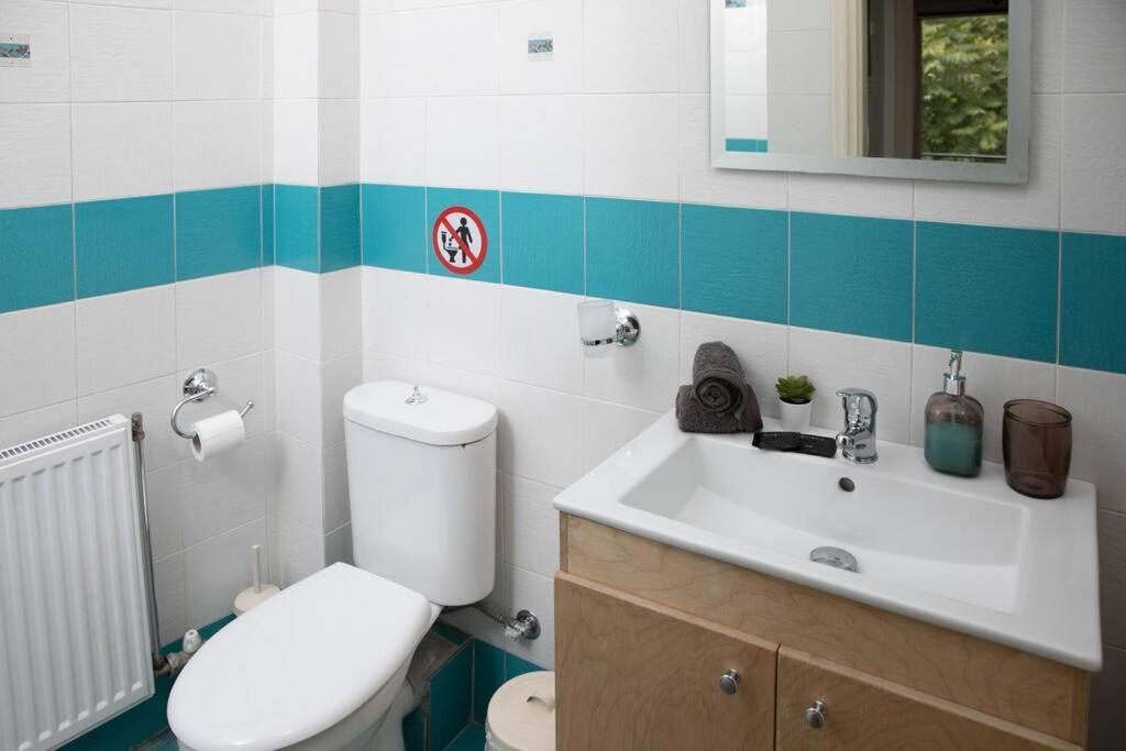 Aegina Town Apartment , With Private Parking 외부 사진